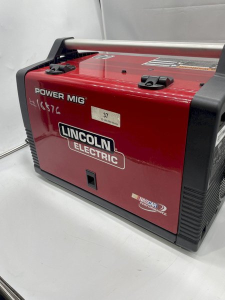 LINCOLN ELECTRIC MODEL #140C MIG WELDER: STOCK #16576