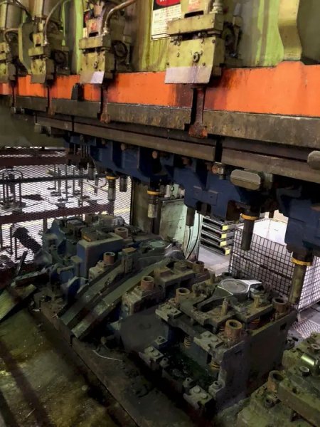 NIAGARA 880 TON SSDC PRESS, S/N P53454, STOCK# 14124J