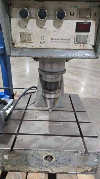 TAUMEL ORBITAL RIVETER WITH STAND DAMAGED USED