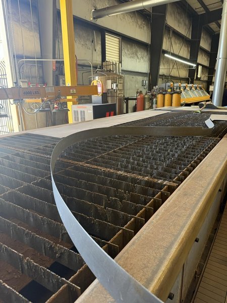 6′ x 24′ AKS Accu-Kut CNC Plasma Table, 2015 – HPR260XD