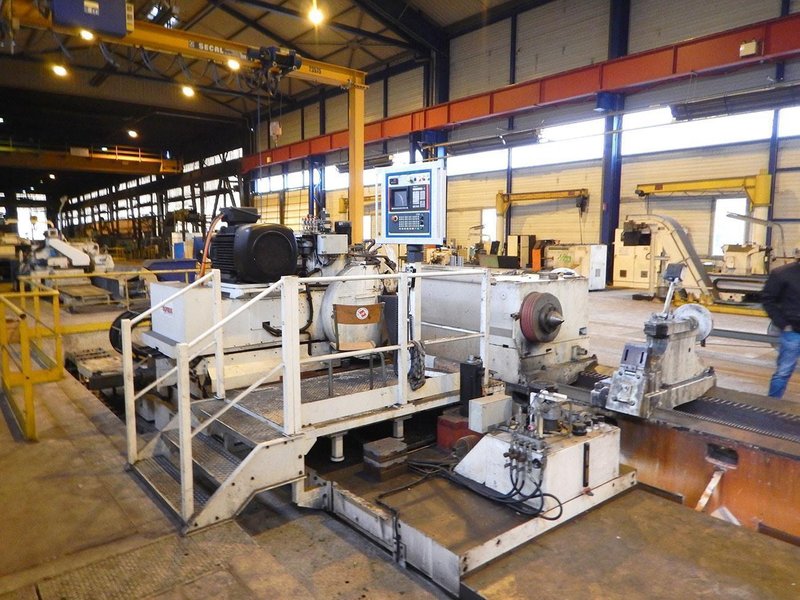 Cincinatti - Ø 1100 x 7100 mm CNC rollgrinder