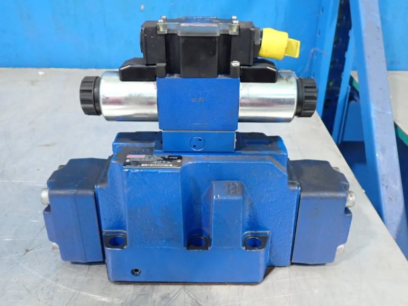 Rexroth Directional Control Valve - R901373430