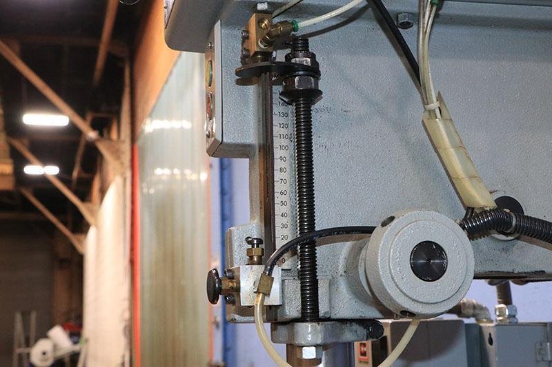 20" CLAUSING VARIABLE SPEED DRILL PRESS 
w/ PRODUCTION TABLE MODEL: 2287