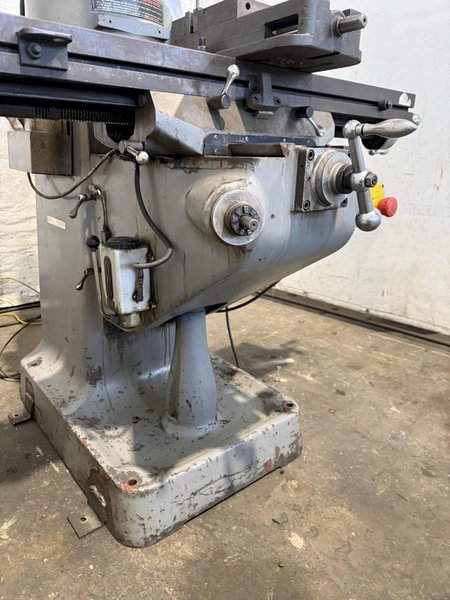 2 HP SHARP VERTICAL MILLING MACHINE W/ KURT VISE. STOCK # 0557025.