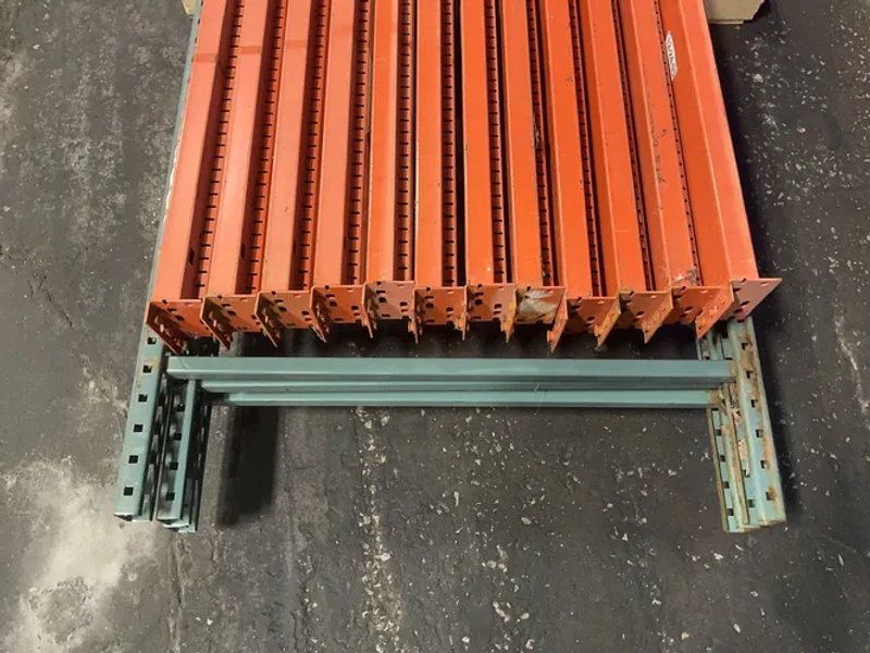42” X 144” Pallet Racking - Teardrop