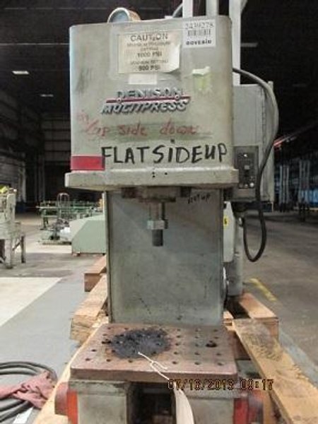 2 TON DENISON MULTIPRESS M# A HYDRAULIC PRESS