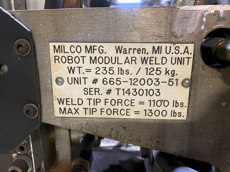 MILCO 665-12003-51 Pinch Type Weld Gun USED