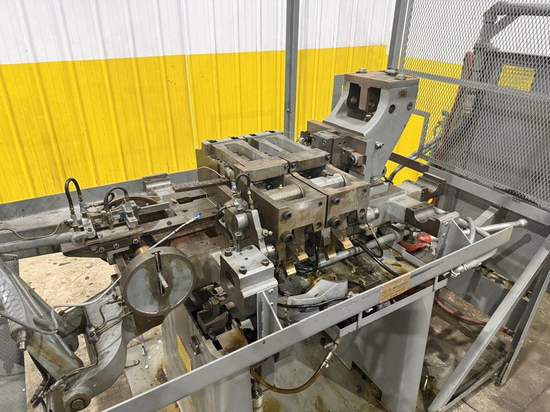 US BAIRD MODEL #RWI WIRE FORMING FOURSLIDE MACHINE: YOBRO #24439
