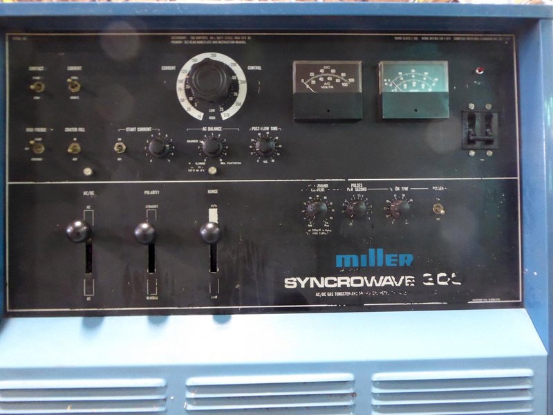 300 Amp Miller Synchrowave 300 Welder
