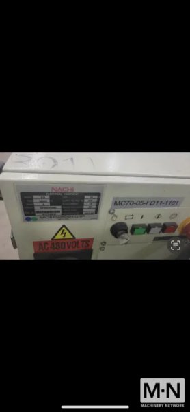 6 AXIS NACHI ROBOT MODEL MC70-05 MFG 2017