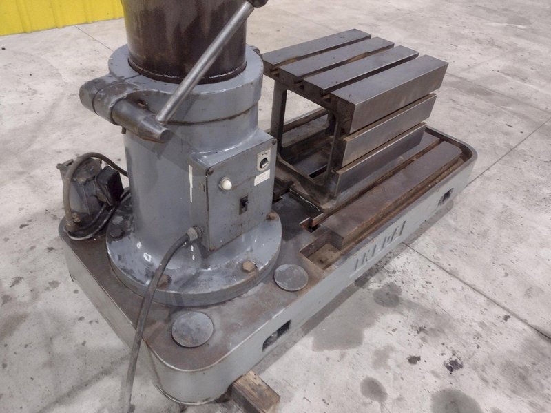 3' x 9" IKEDA MODEL #RMS9 RADIAL DRILL: STOCK #20768