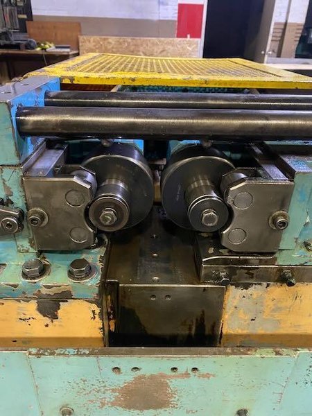 Reed-Seny Model D44-EH 2 Die Cylindrical Thread Roller