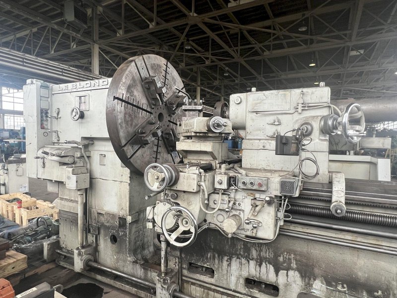 LEBLOND MODEL #4025-36 50"/130" X 230-362" HEAVY DUTY SLIDING BED GAP LATHE .STOCK # 0637323