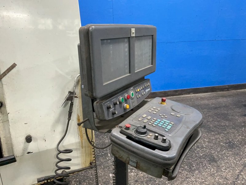 Hurco 20” X 30”  CNC VMC - Vmx24
