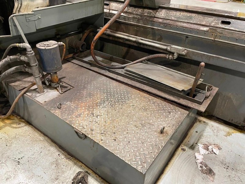 Used, 10" x 96" Cincinnati Plain Cylindrical Grinder