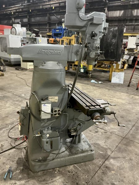 1.5 HP BRIDGEPORT TAM TYPE KNEE MILL: YOBRO #25983