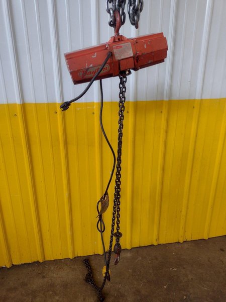 300 LB DAYTON MODEL #4Z358B ELECTRIC CHAIN HOIST, SINGLE PHASE 115V: STOCK 18547