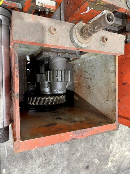 DAHLSTOM MODEL 500 ROLLFORMER HEADS / GEAR BOXES, FOR 2.5" SPINDLES: STOCK #23425
