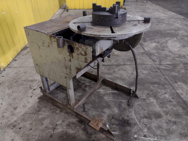 1,000 LBS BOWERS MODEL #1000-6 WELDING POSITIONER: YOBRO #24778