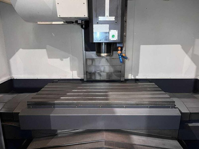 Hwacheon Sirius 550 CNC Vertical Machining Center – 10,000 RPM Mill