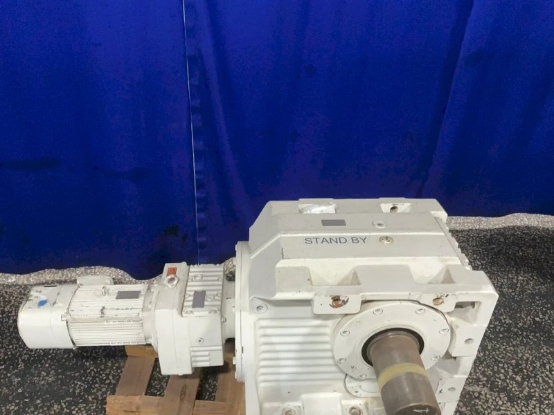 Sew-eurodrive 7.5 Hp Gear Drive