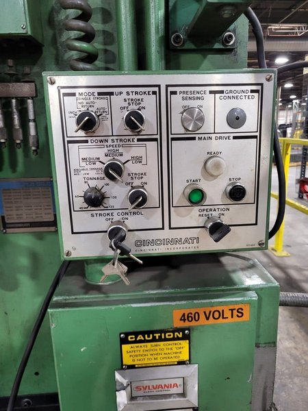 Cincinnati 135 Ton X 10′ Press Brake, CB135, 12′ overall