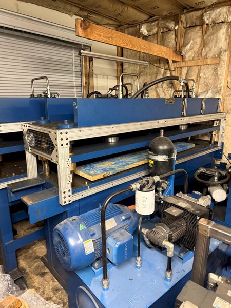 60 TON X 22" X 100" ROLLFORMING TECHNOLOGIES 4 POST HYDRAULIC PRESS 2" STROKE : YOBRO 26406