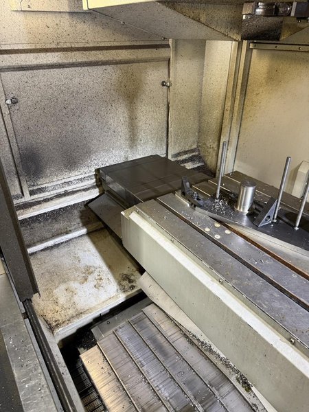 Hardinge Conquest V1000 VMC, 2016 – Cool Through Spindle, Chip Conveyor