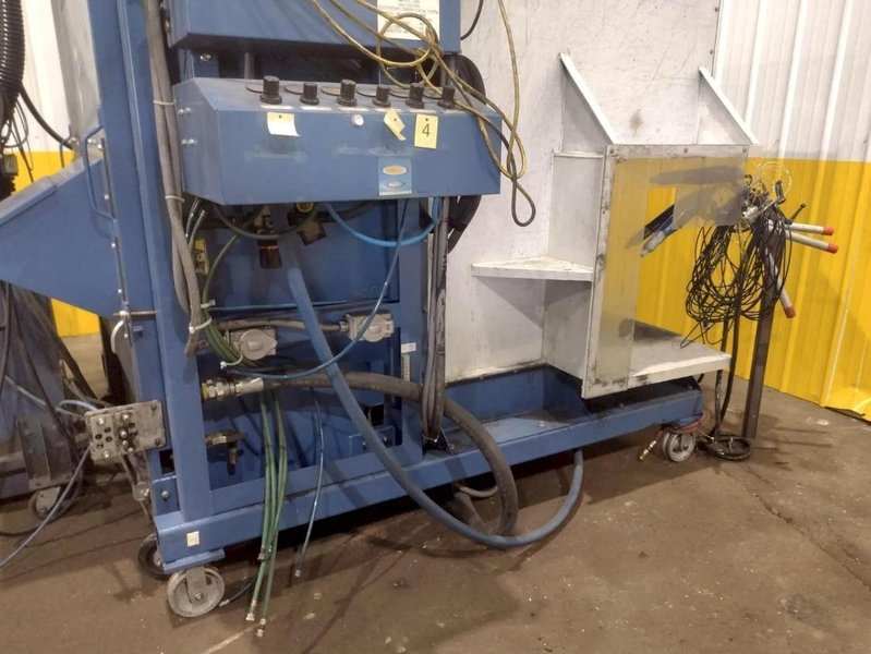 NORDSON POWDER COAT PAINT SYSTEM WITH FEEDER &amp; I-CONTROL. STOCK # 0985326