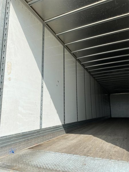 2024 Vanguard 53 x 102 5V8VC5327RM402432