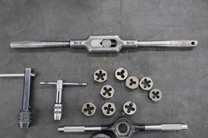 Hand Die Set with Wrench and Dies- Auction Item