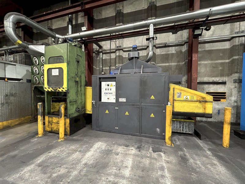 ITF AGF700 Billet Graphitiser w/ Bin Loader (P09)