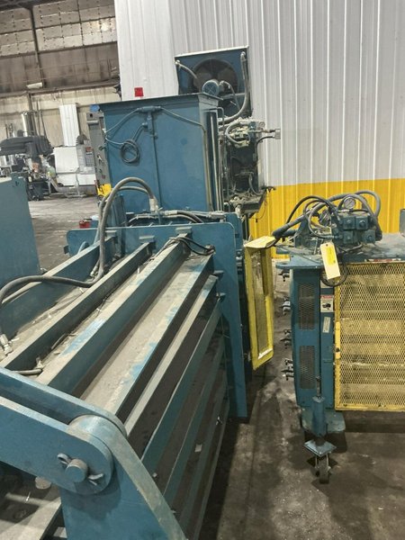 30" X 29" AMERICAN Model #3029730P HORIZONTAL AUTO TIE BALER : YOBRO 26346