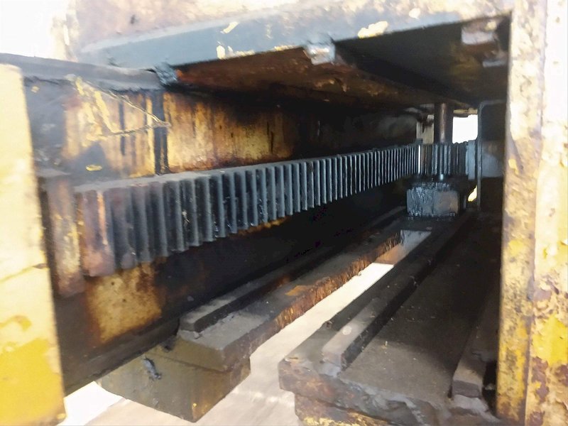 35,000 LB 17.5 TON X 18" TO 76" X 60"  OD BRADLEY CRANE MOTORIZED COIL GRAB: STOCK : STOCK 13243