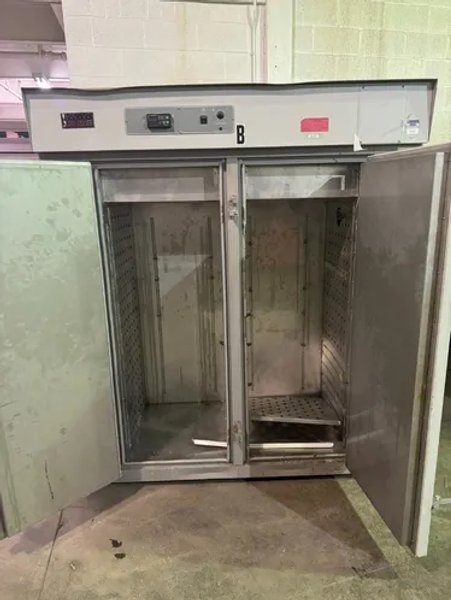 Sheldon Mfg Incubator