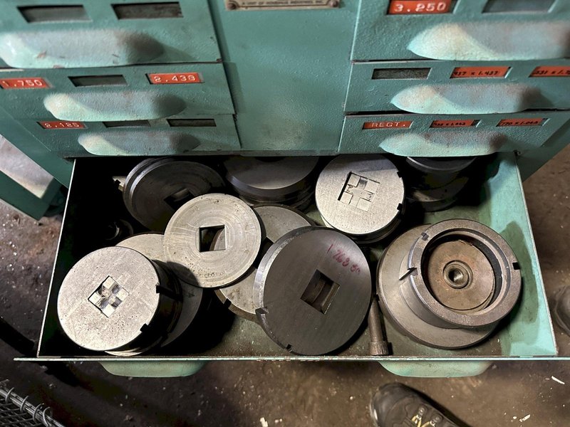 STRIPPIT MODEL 30/30 PUNCH TOOLING &amp; HOLDERS: STOCK #15900
