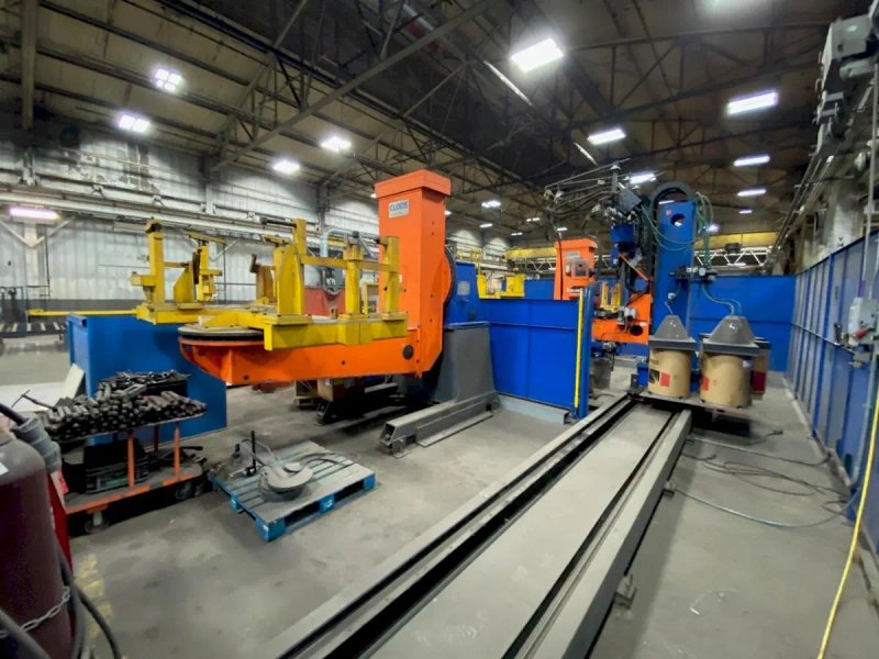 USED CLOOS HIGH PERFORMANCE DUAL STATION ROBOTIC WELDING CELL