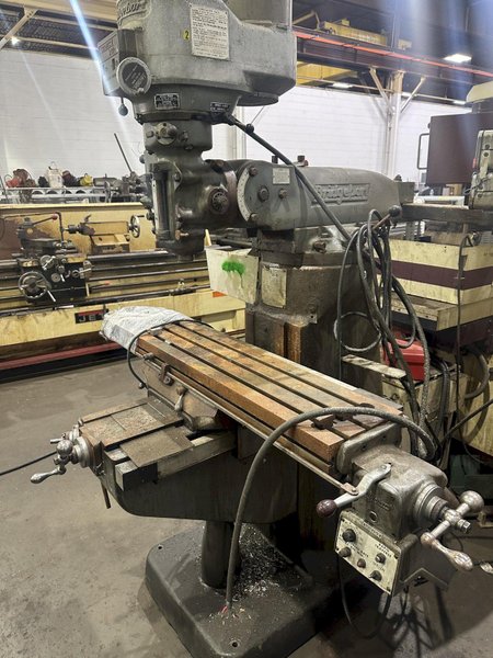 2 HP BRIDGEPORT RAM TYPE VERTICAL MILL: STOCK #78575