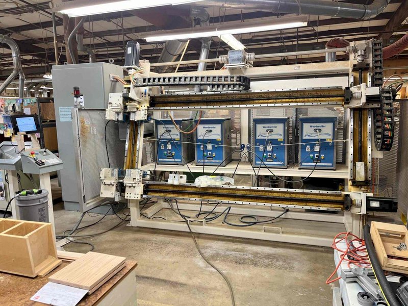 Eagle Machinery RF Door Assembly Machine, 2017