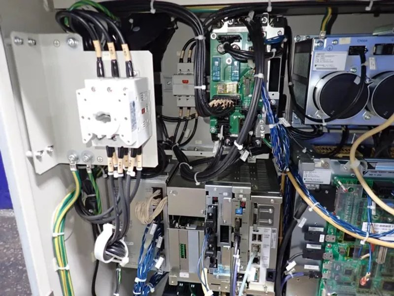 Yaskawa Electric Corporation Robot Control - Motoman Dx100