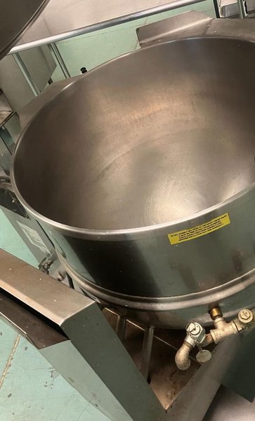 Groen DHT/P‑60 60‑Gallon Self‑Contained Steam Jacketed Kettle — Propane Conversion, Electronic Ignition