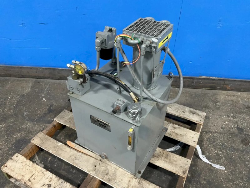 Parker 20 Gal Hydraulic Unit  - V24k0pakn/10