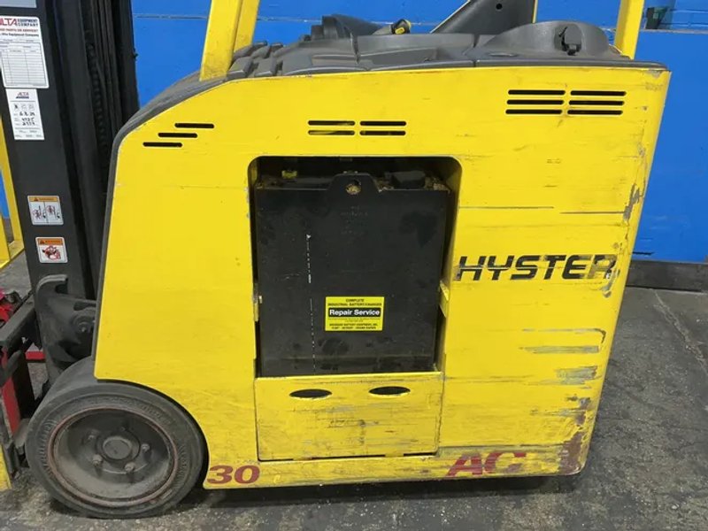 Hyster 2850 Lbs Electric Stand-up Forklift - E30hsd3-18
