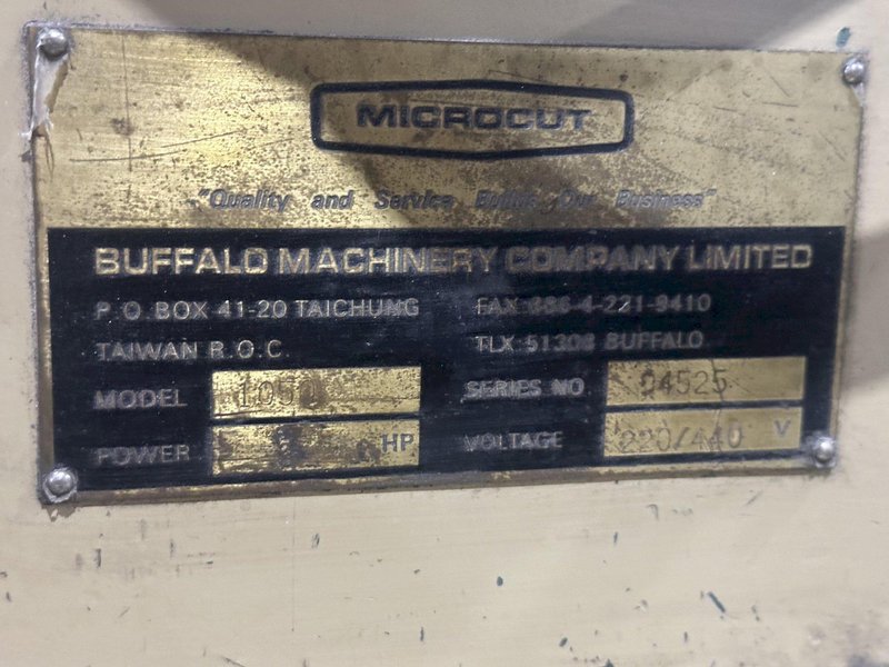 3 HP MICROCUT MODEL #1050 VERTICAL RAM KNEE MILL: STOCK #21730