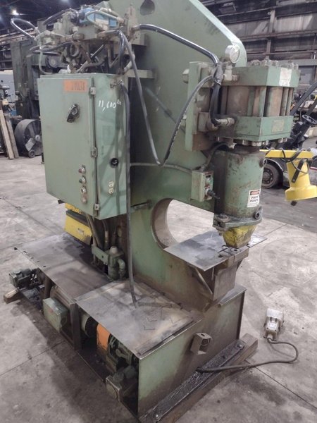 95 TON HILL ACME MODEL #6 HYDRAULIC IRONWORKER: STOCK #23420