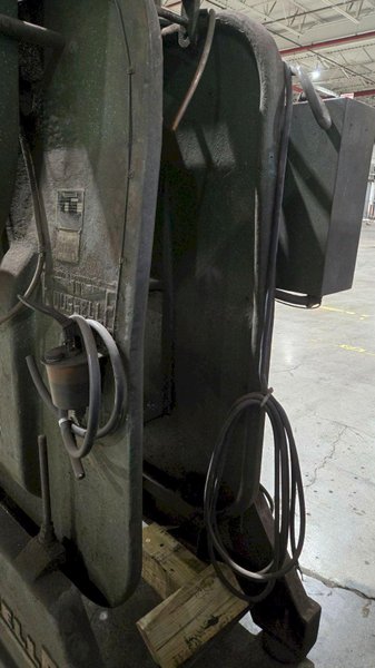 ROUSSELLE #4 40-Ton Press System USED
