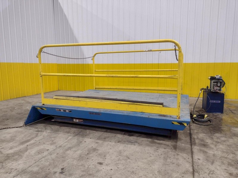 8,000 LBS X 108" X 84" BLUE GIANT MODEL #SEDPH 53-208 HYDRAULIC LIFT TABLE / ELEVATING DOCK: STOCK #22330