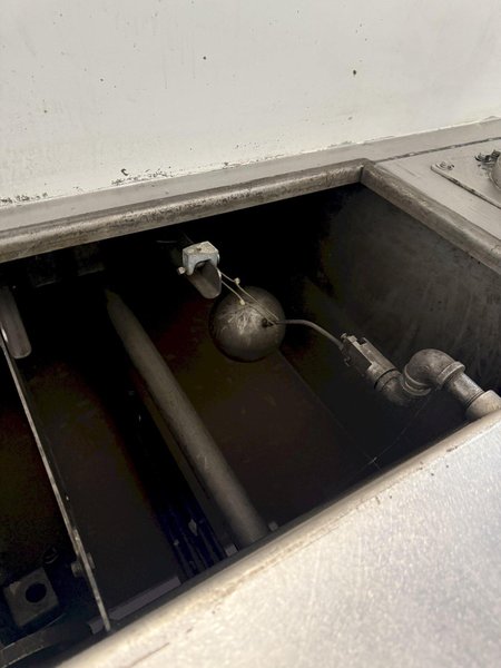 9" X 192" RANSOHOFF LEANVEYOR FOUR STAGE (WASH/RINSE/RINSE/BLOW OFF) WASHER. STOCK # 1113425.