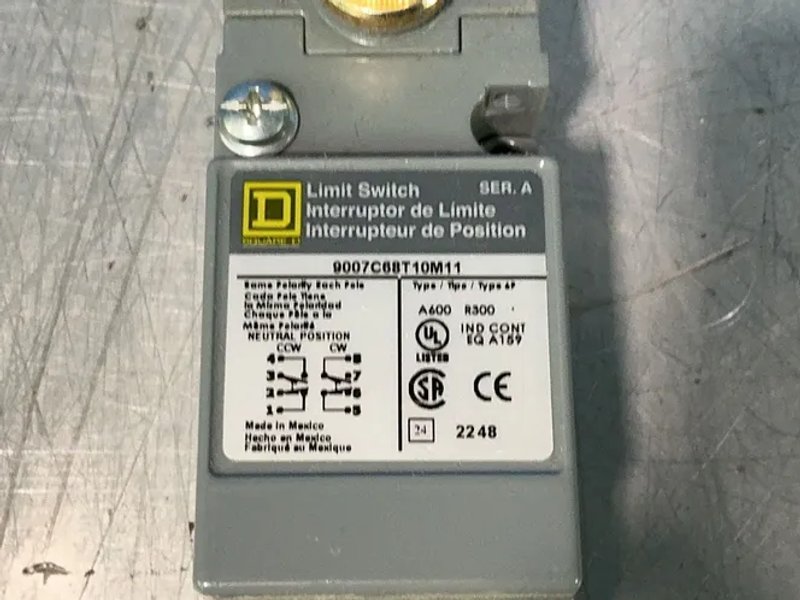 Square D Limit Switches - 9007c68t10m11