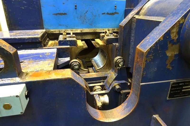 SMFI Inter Hydro - CNC friction welding lathe